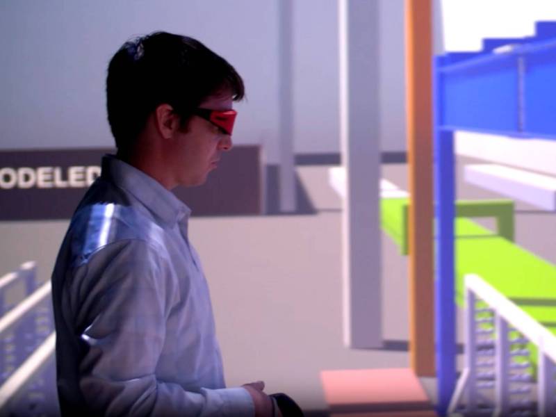 Student in virtual reality environment