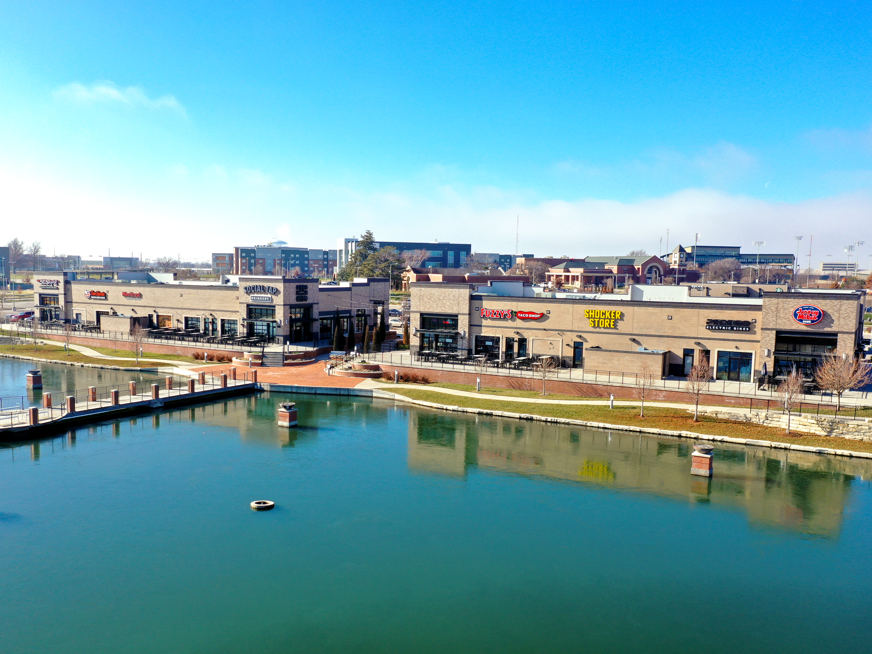 An overview of Braeburn Square with all of the current shops.