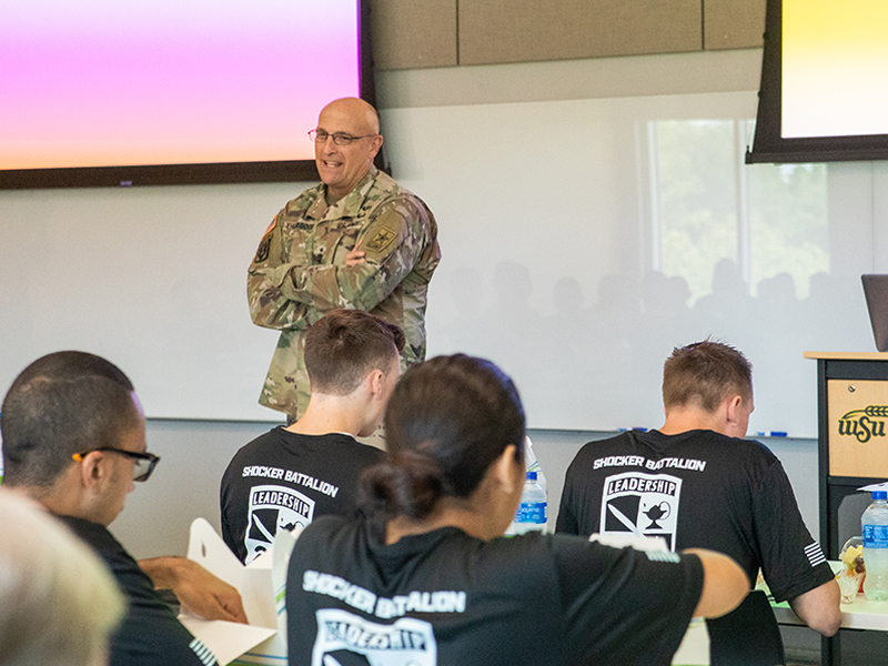 Lt. General visit with ROTC students