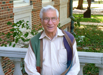 According to WSU political scientist Mel Kahn, it's possible that President Obama or challenger Mitt Romney could win the popular vote in the upcoming election and lose the electoral vote.