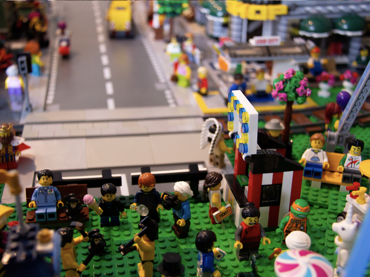 Engineering dean gets creative with his own LEGO city