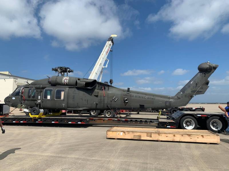 Black Hawk helicopter