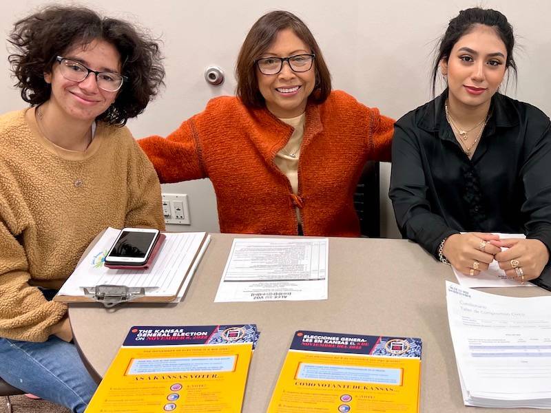 Savannah Paschal, Catalina García, and Marili Bravo