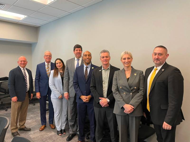 ATF and WSU officials standing together