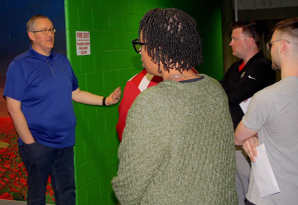 WSU's Mke Ross with volunteers