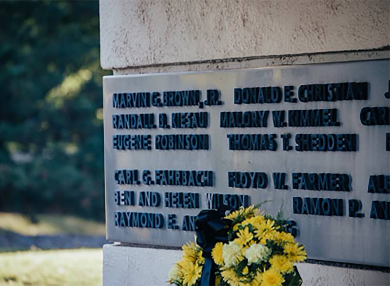 Memorial 70 story on plane crash site
