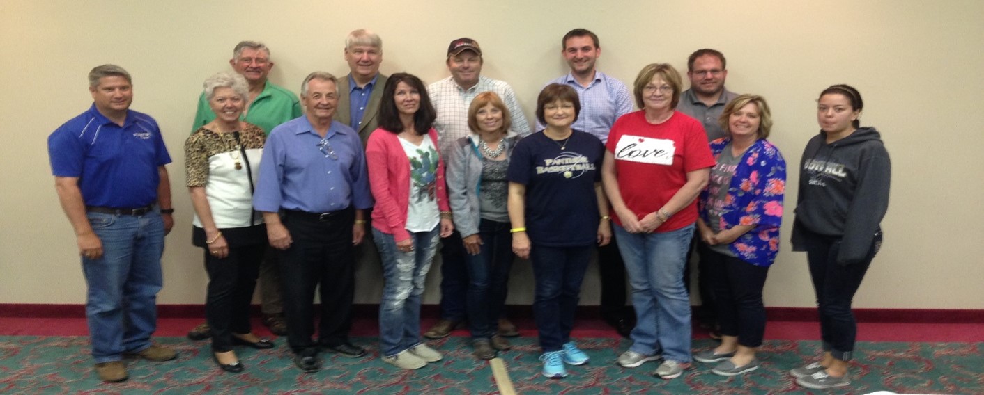Group photo of the participants from the Spring 2016 Growing Rural Business Training