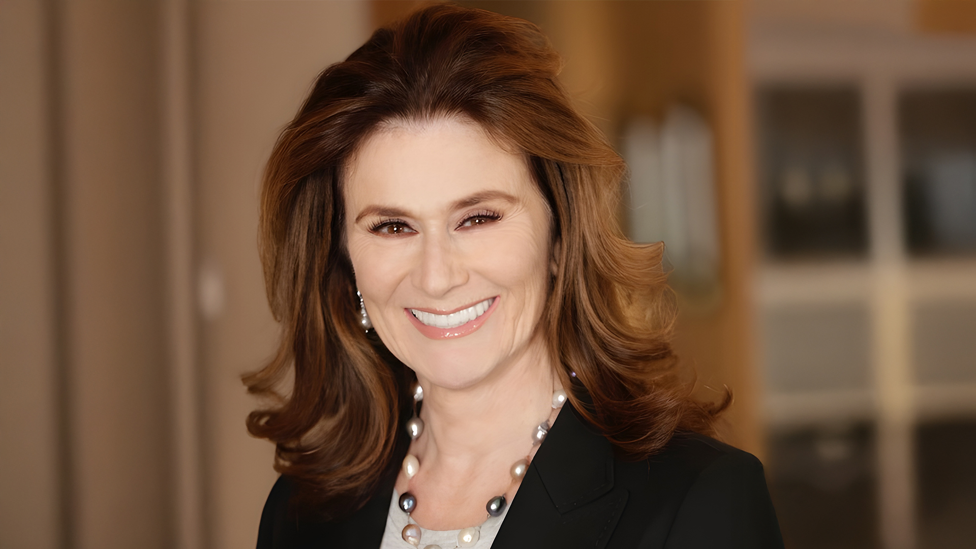 England-Based and Global Communications Expert Lynda Jackson Named Fall 2025  Executive-in-Residence at Barton School