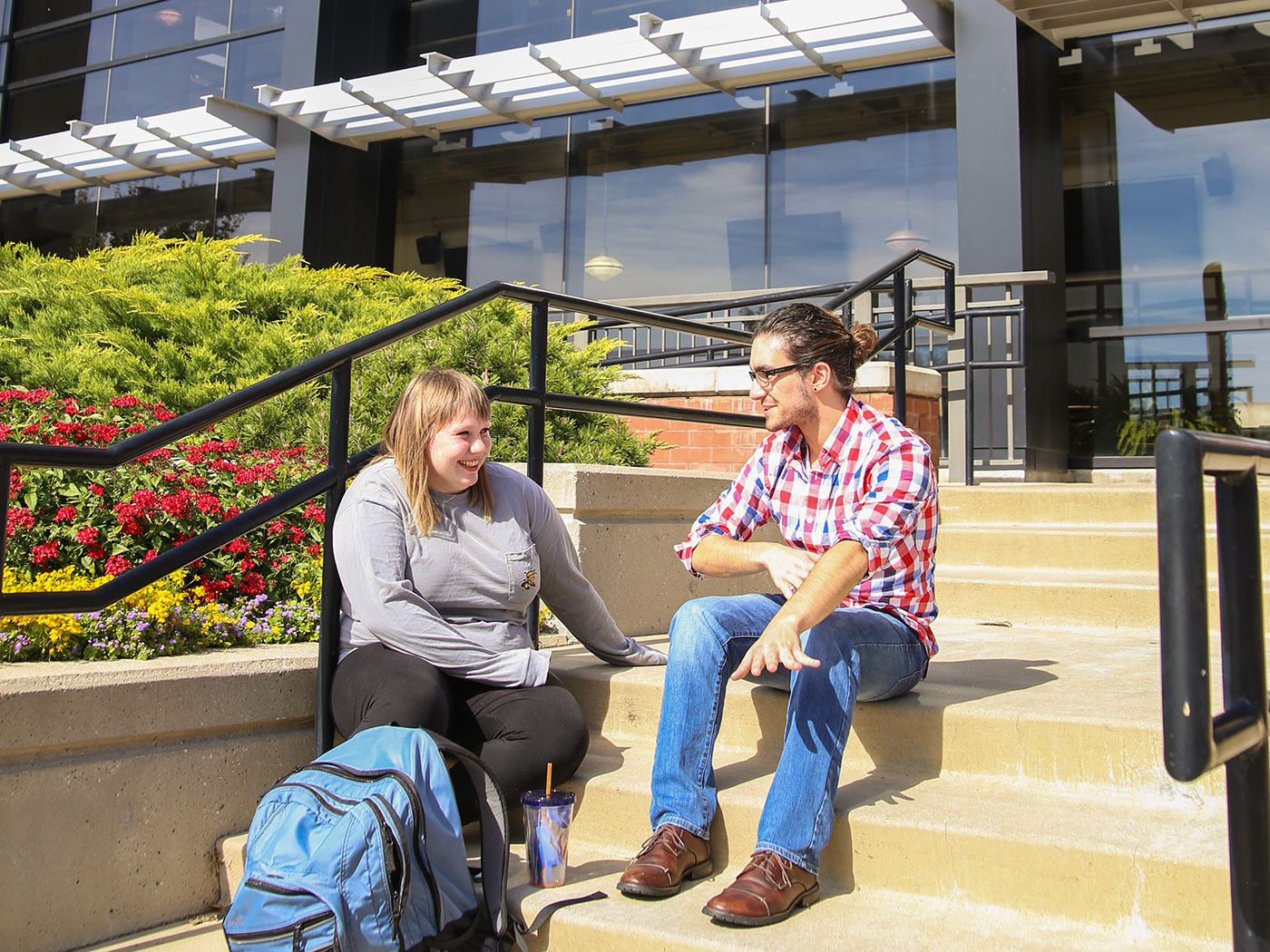 Engineering students on stairs of Begg's Hall.