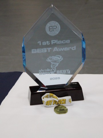 Photo of 1st place BEST acrylic award in 2025