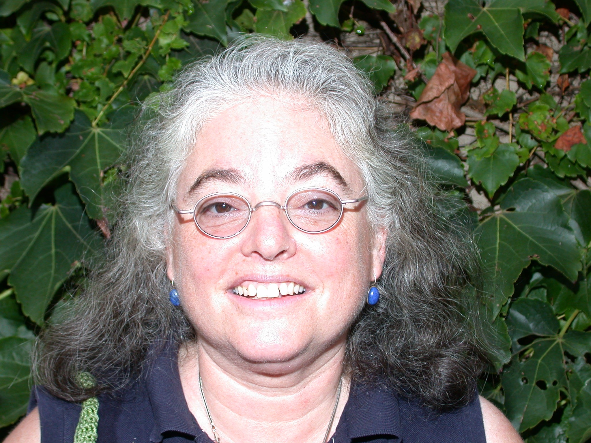 Dr. Ariel Loftus