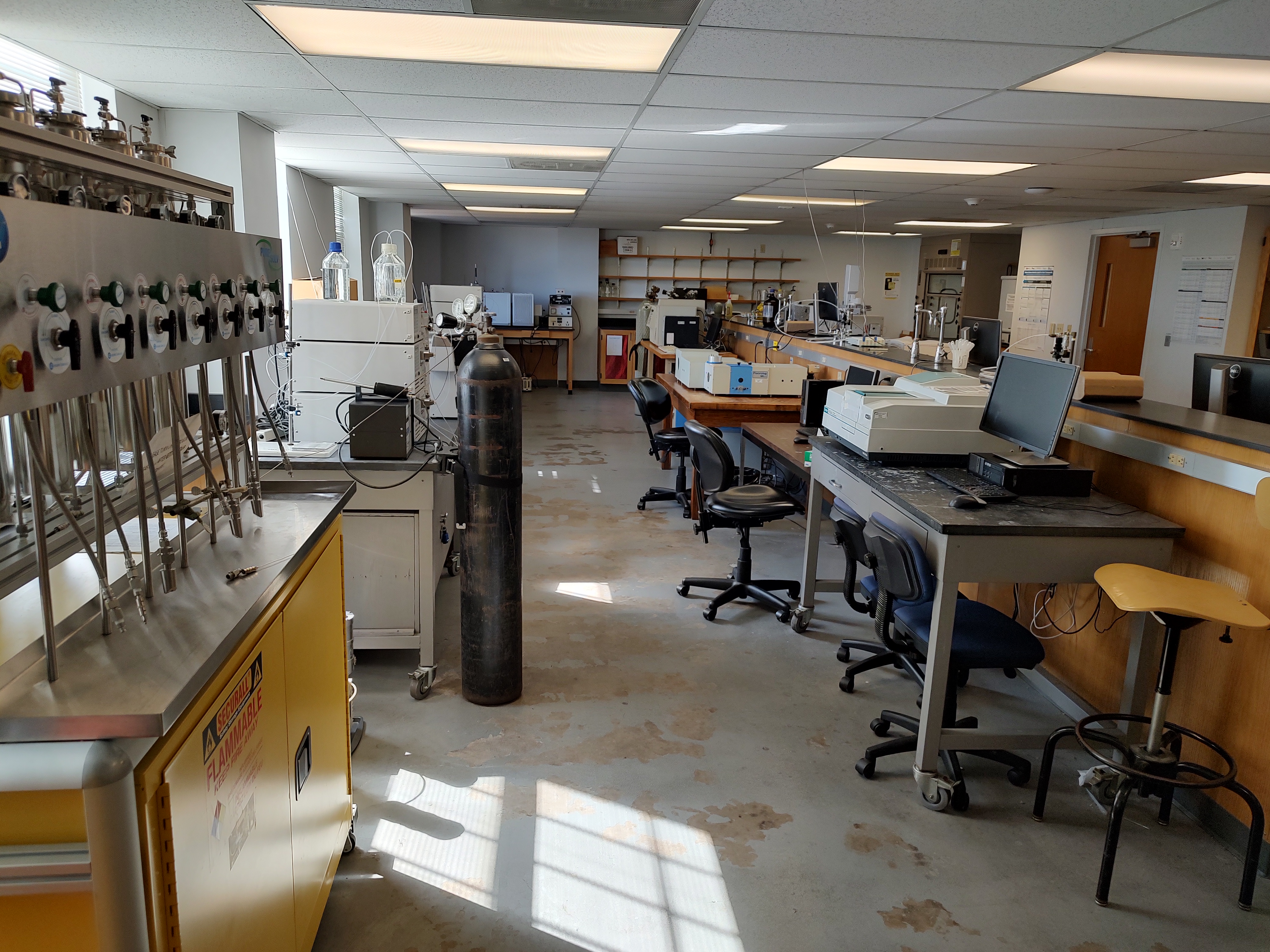Shared chemical instrumentation facility