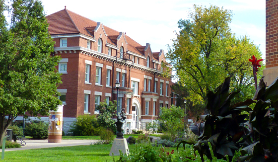 Fiske Hall facing west.