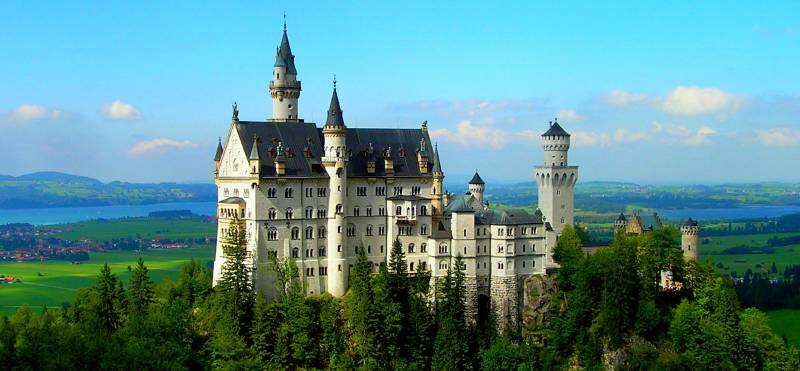 Photo of a castle in Germany. 