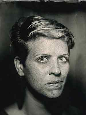A portrait of Jennifer Ray