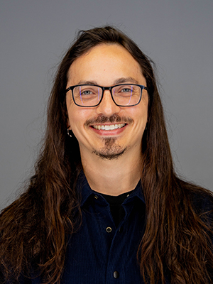 Julian Urrego headshot.