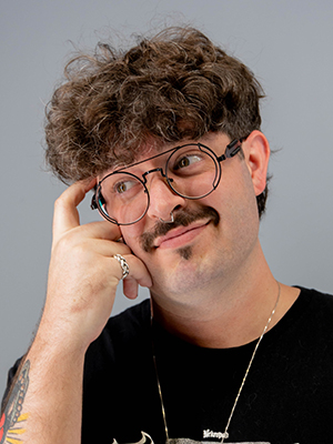 Cayne Zacharias headshot.