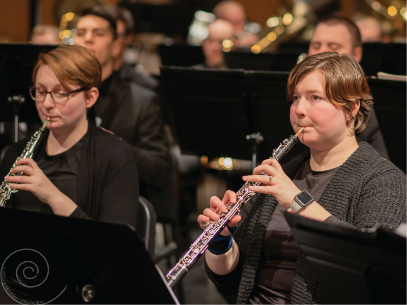 a photo of the oboe section