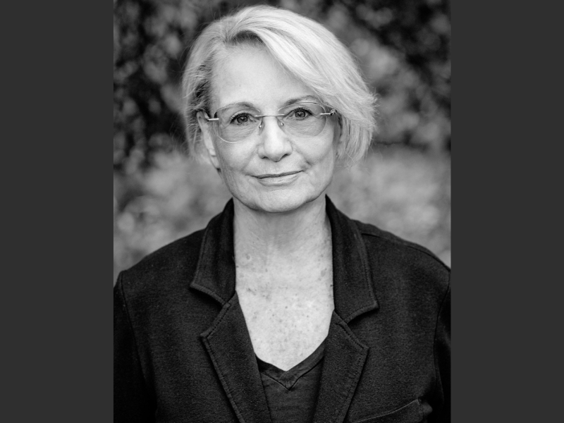 Helen Sheehy Headshot