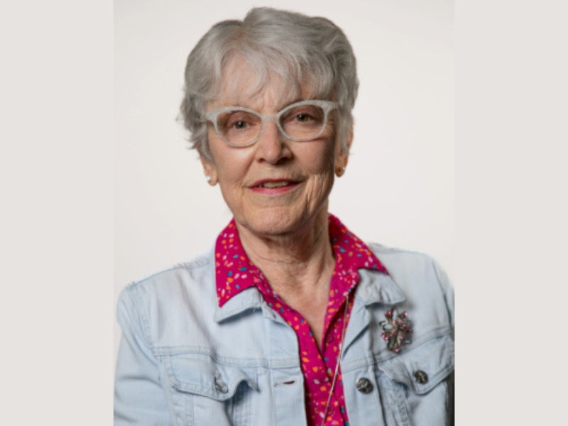 Linda Starkey Headshot