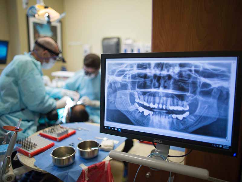 dental x-ray on monitor