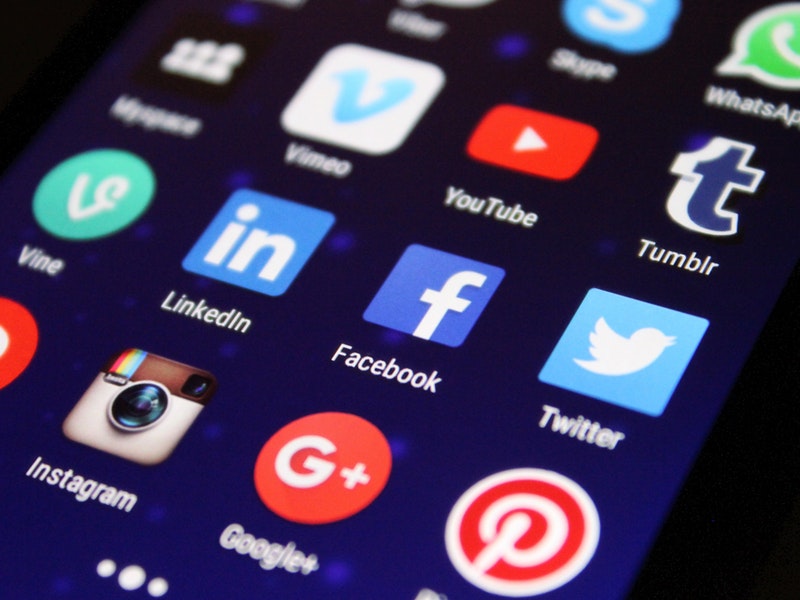 social media mobile
