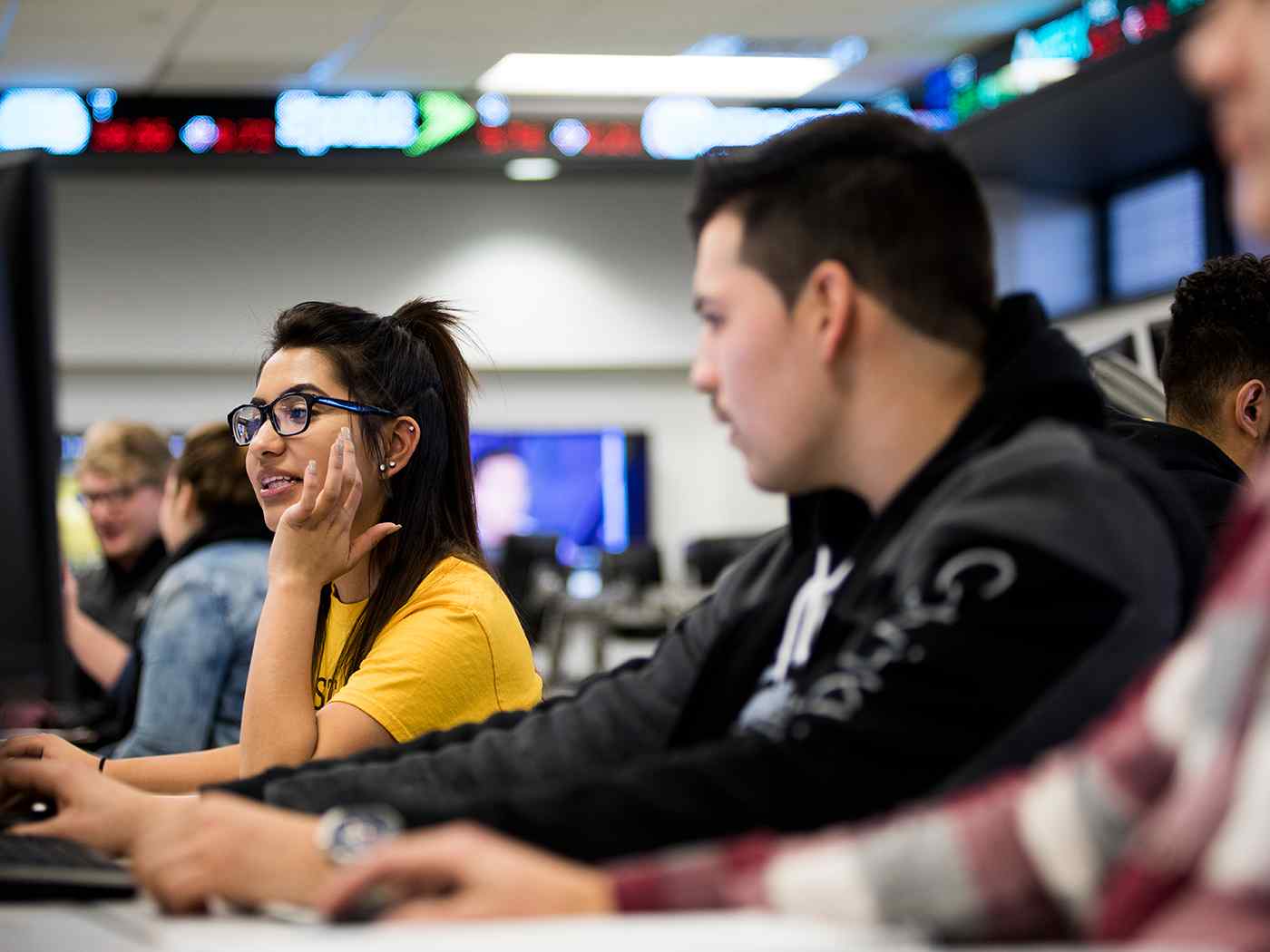 Students in Koch Trading Center.