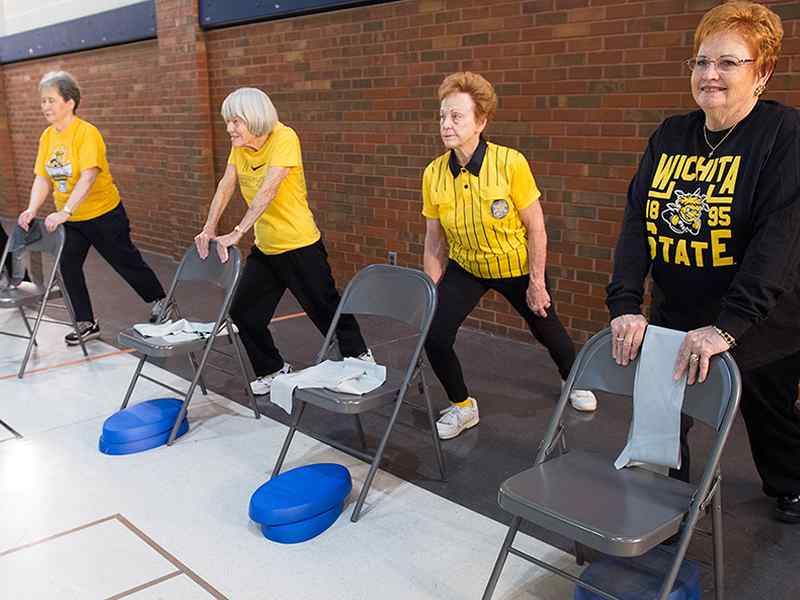 Highly trained graduate, practicum and undergraduate internship students are leading a new exercise program aimed at older adults.