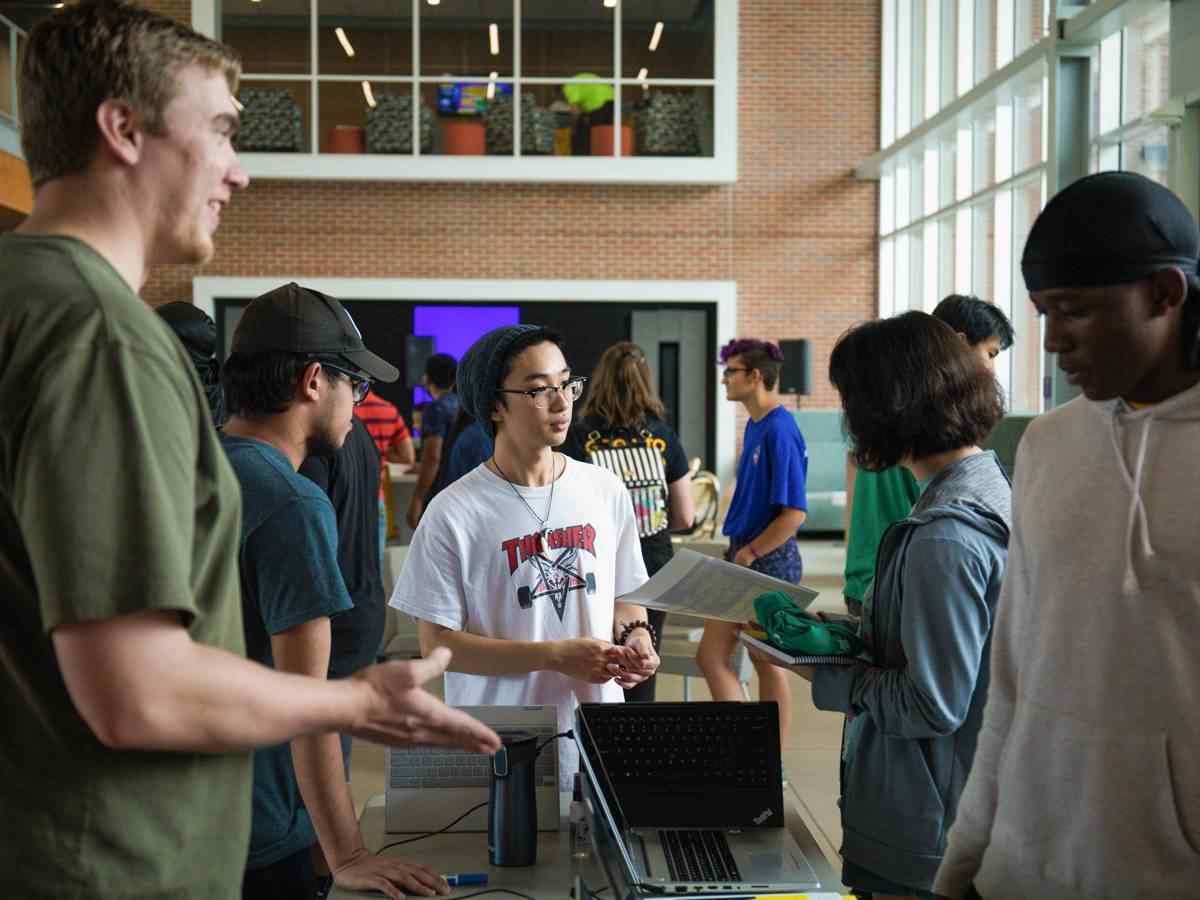 Engineering students presenting in the John Bardo Center.