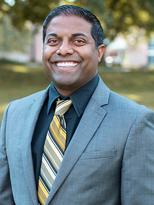 Bobby Gandu, Director of Undergraduate Admissions