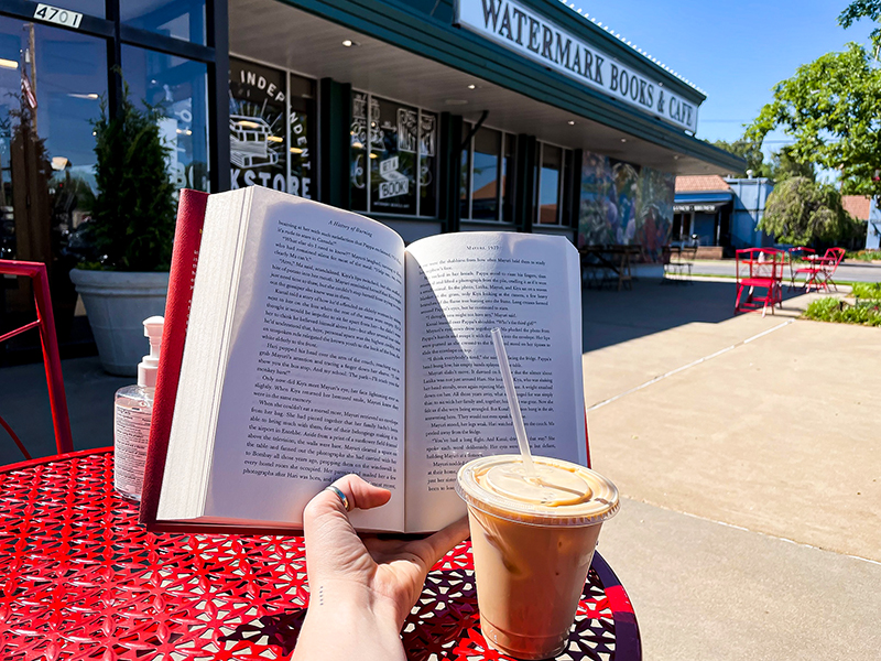 Watermark Books & Cafe