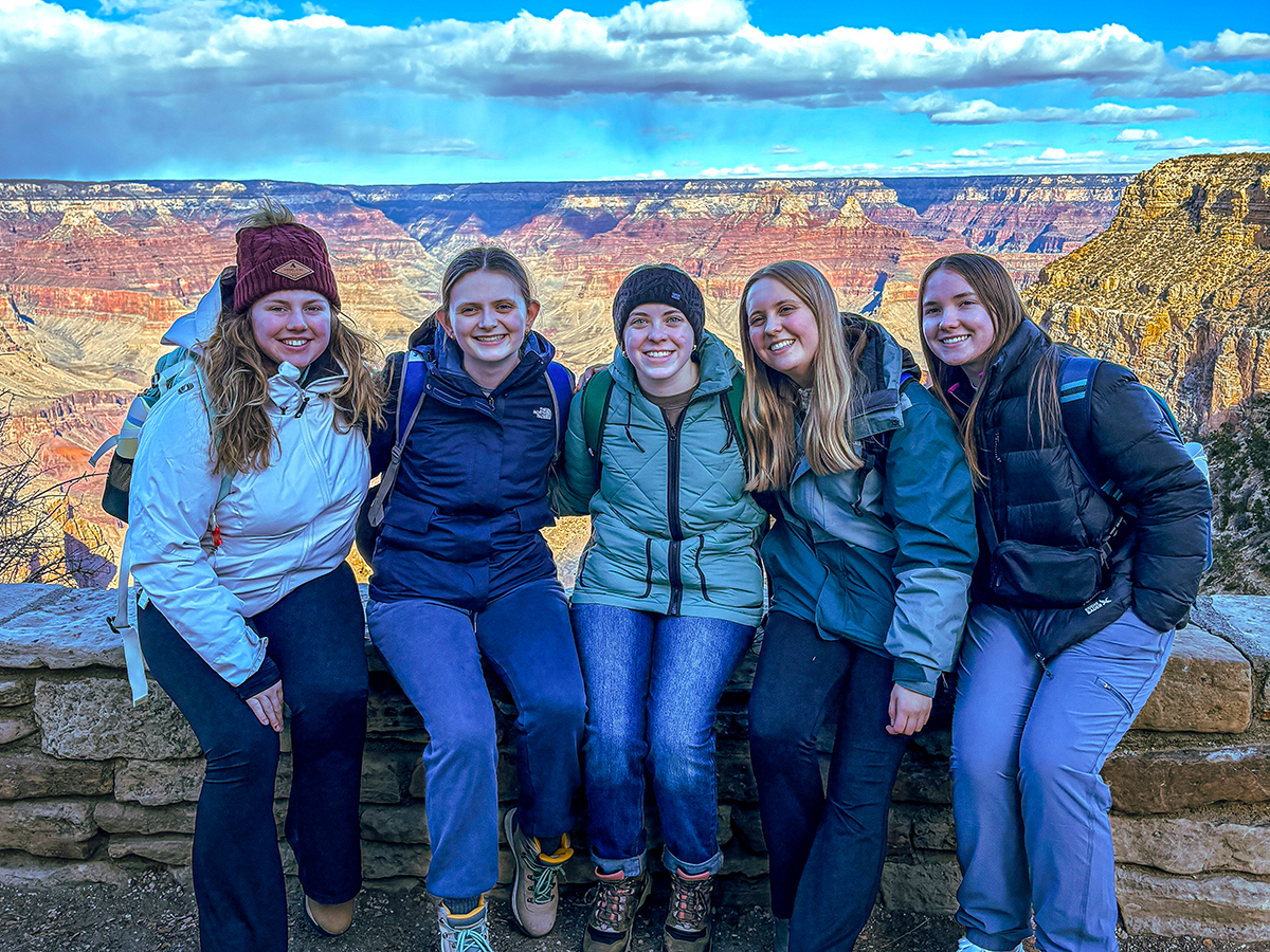 Karaline Scott, middle, with fellow Honors Students at the Grand Canyon.