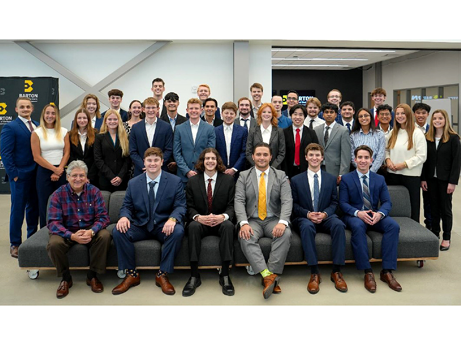 Member of the Erin and Kyle Cummings Student Managed Investment Fund (CSMIF).