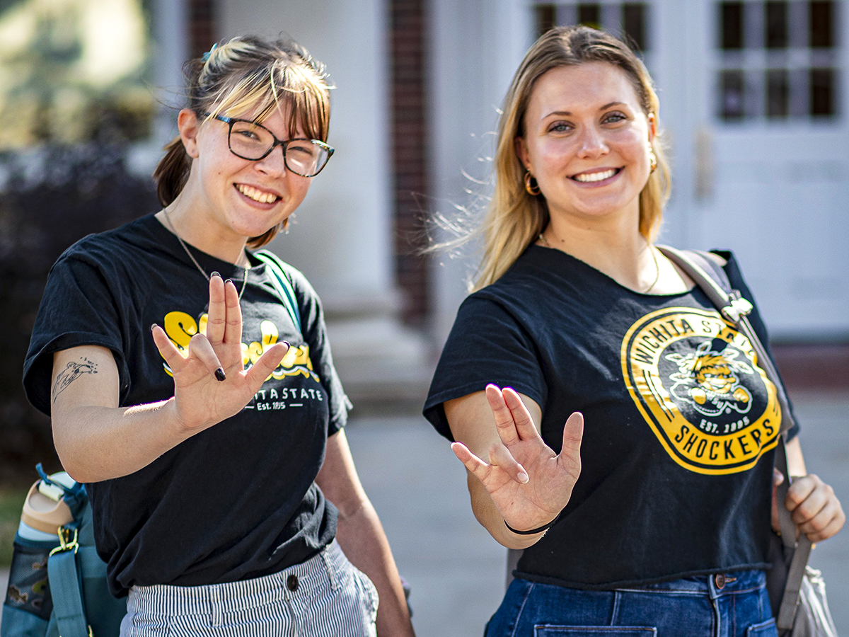 Students outside of Jardine Hall.