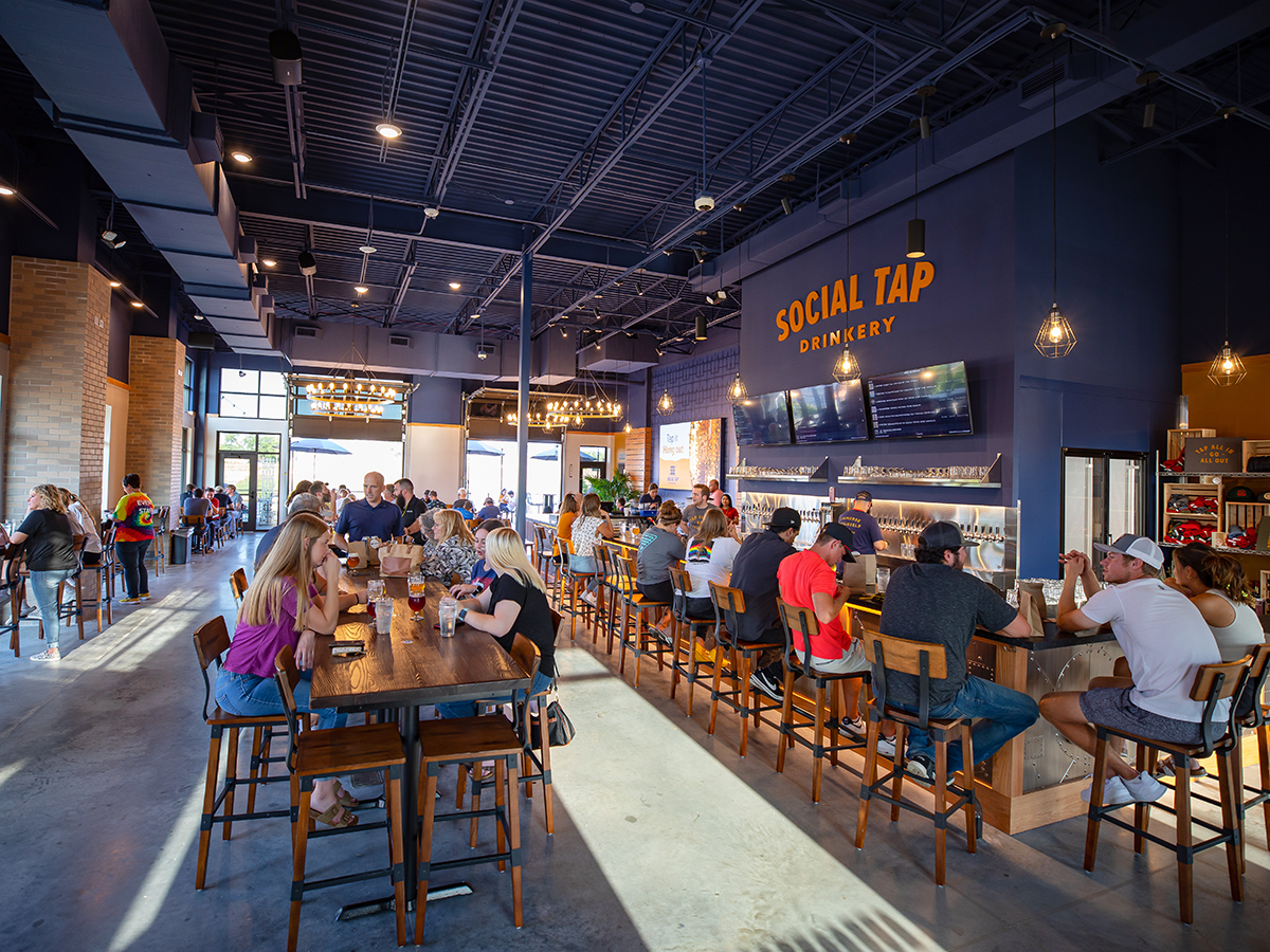 Lesly Hernandez and Dr. Rick Muma, President of Wichita State University, during the 2023 Gore Scholar Ceremony. 