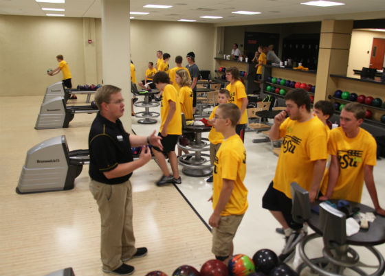 On-lane coaching with current and former Shockers