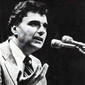 Consumer protection activist Ralph Nader speaks to a WSU audience on November 18, 1981 Forum Board Lecture.