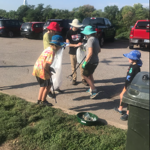 Volunteers at Riverside Park