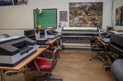 Large-format printers for high quality photography printing in the photography studio