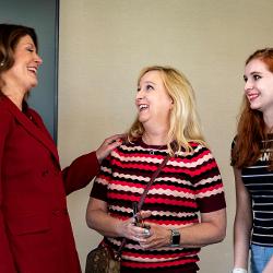 O'Donnell shares a laugh with Student Event attendees.