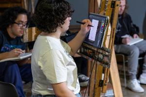 Student in figure drawing for animators class.