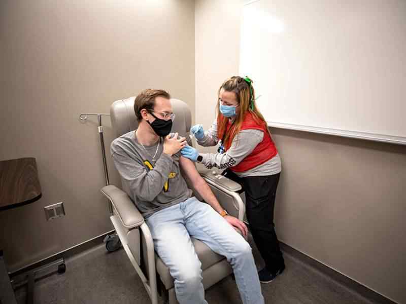 Student getting vaccine
