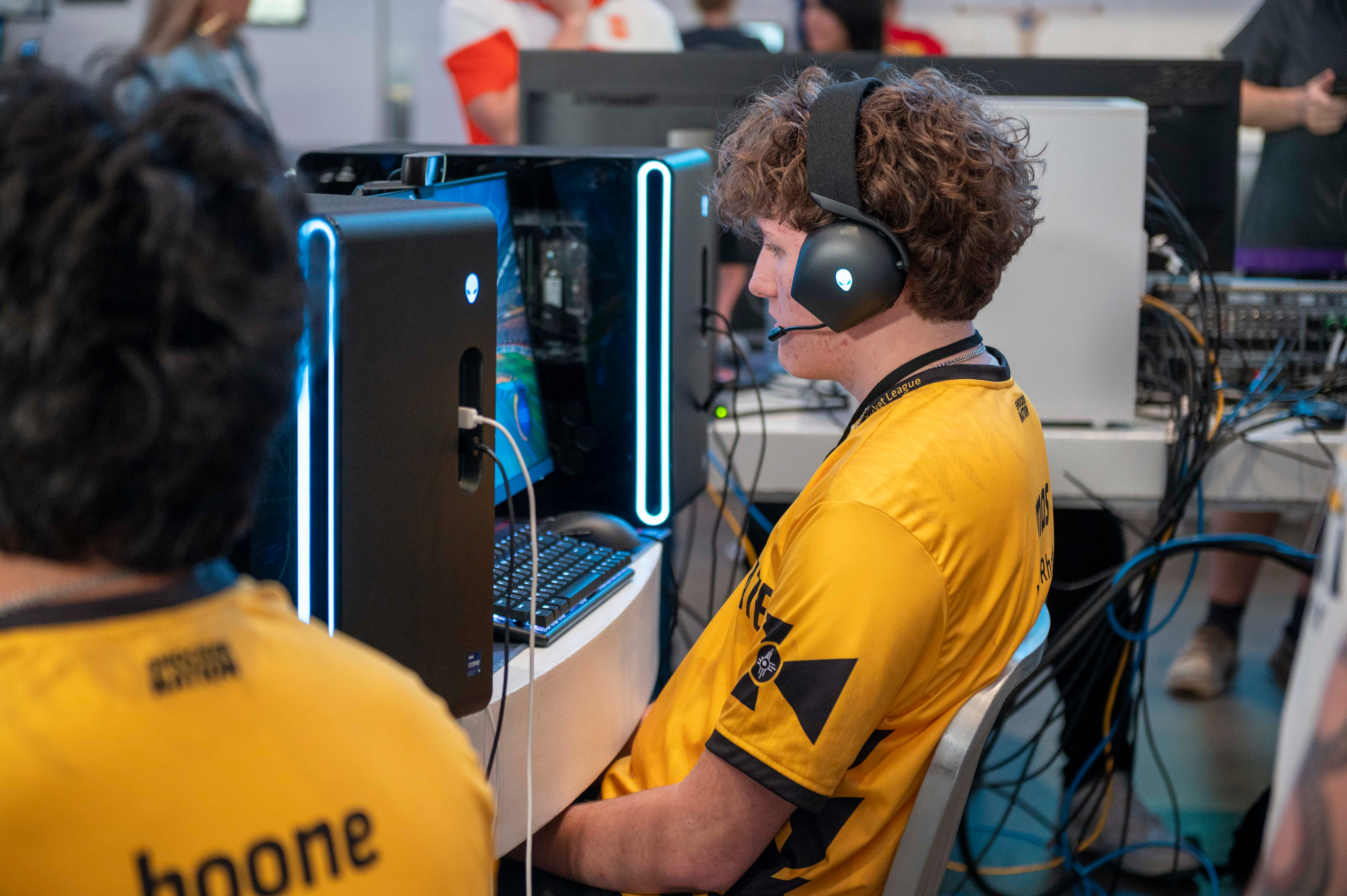 Photo of Mason Rhoads competing in esports