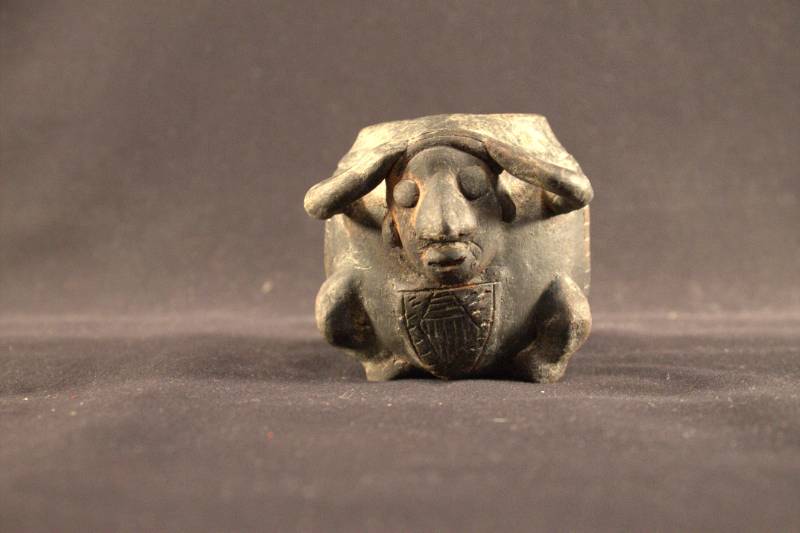 Effigy vessel