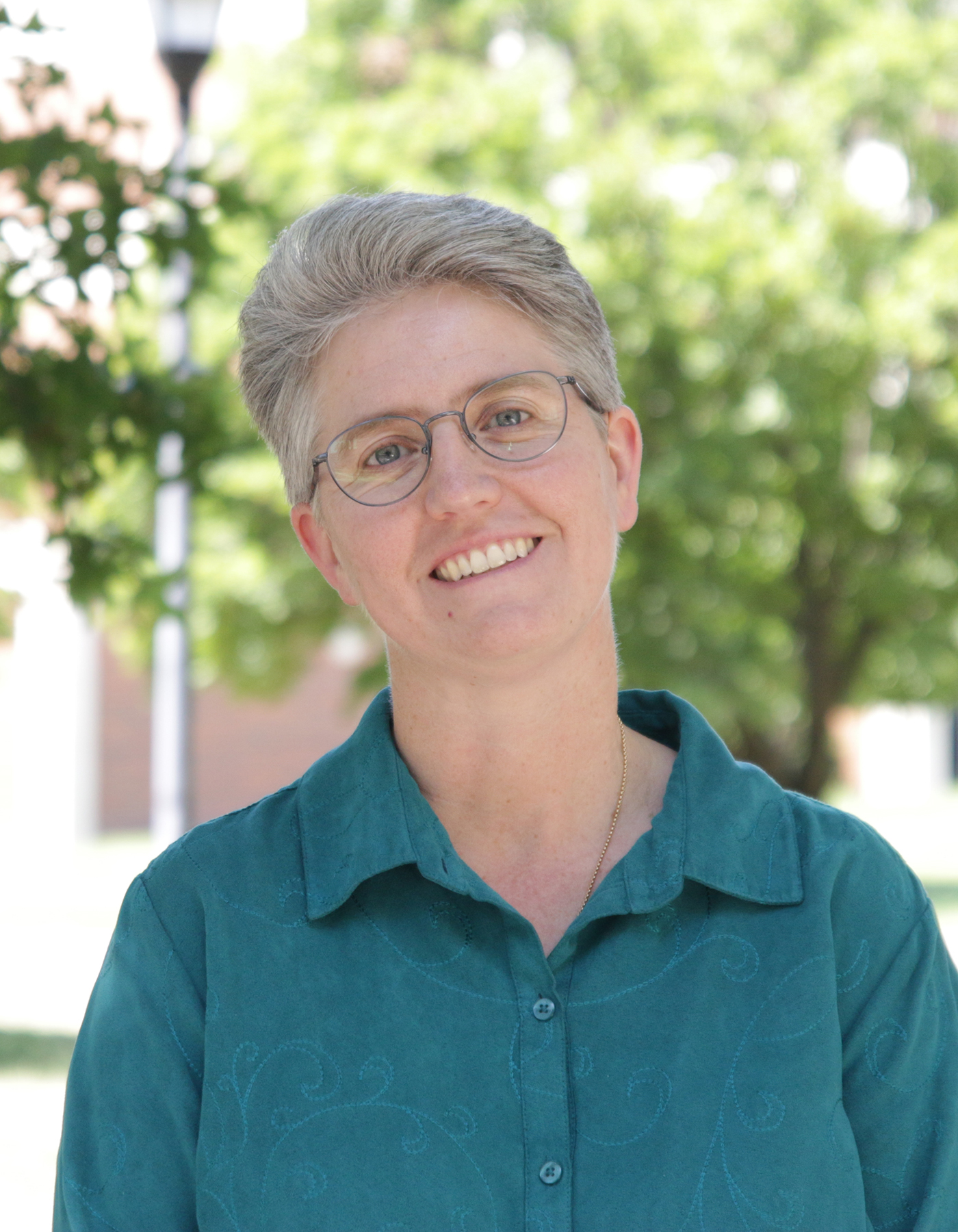 Dr. Carolyn Shaw