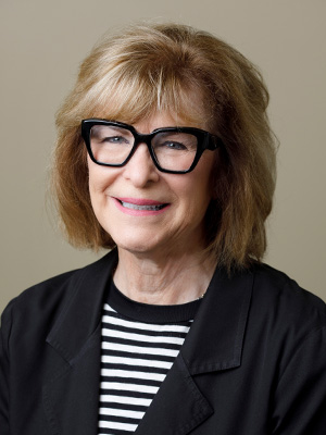 Joan Loehr