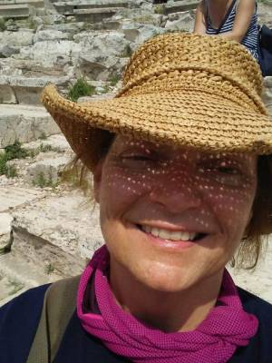 Dr. Cheryl Golden