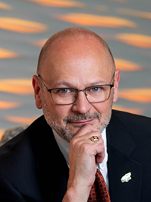 Stan Longhofer headshot