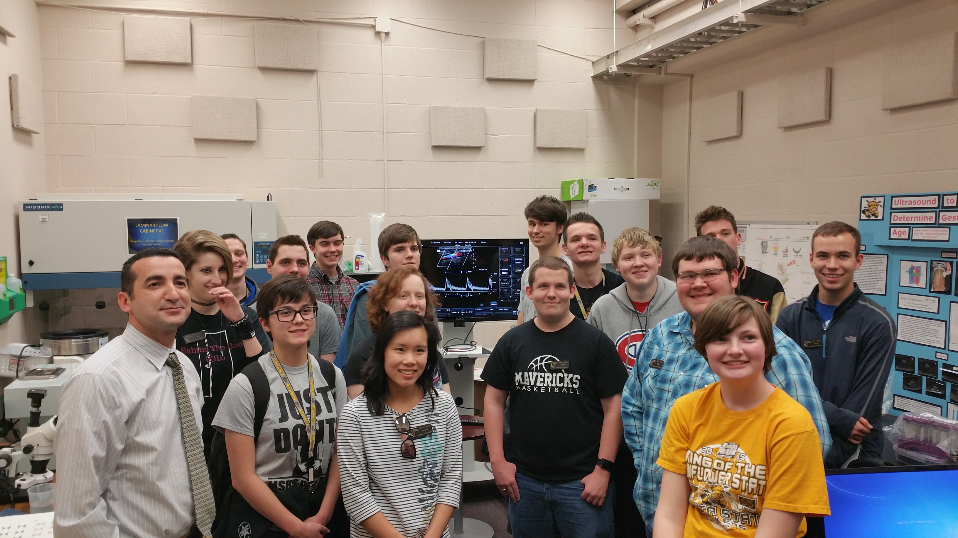 Maize High students in lab