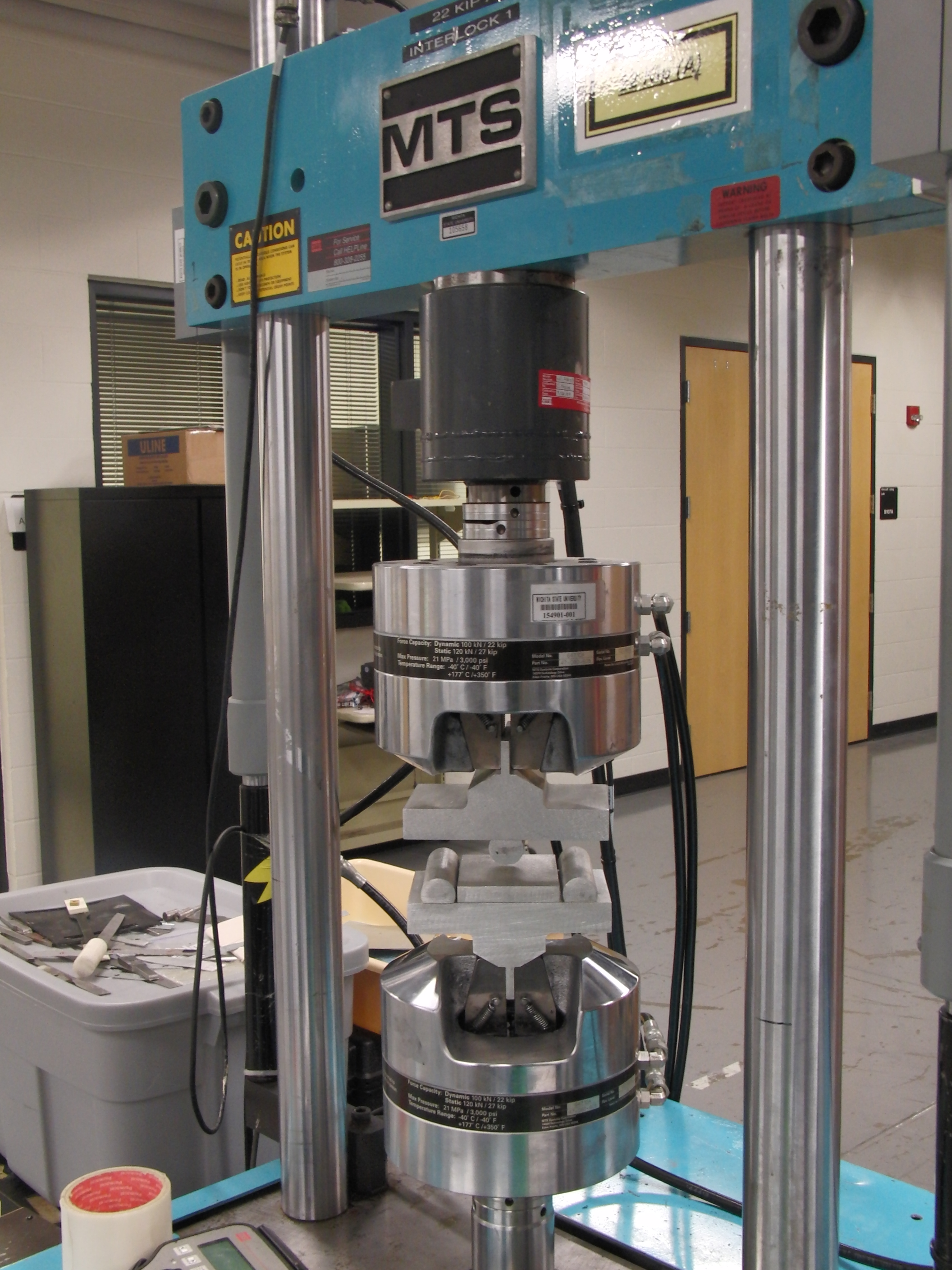 MTS Universal Testing Machine for testing various material properties